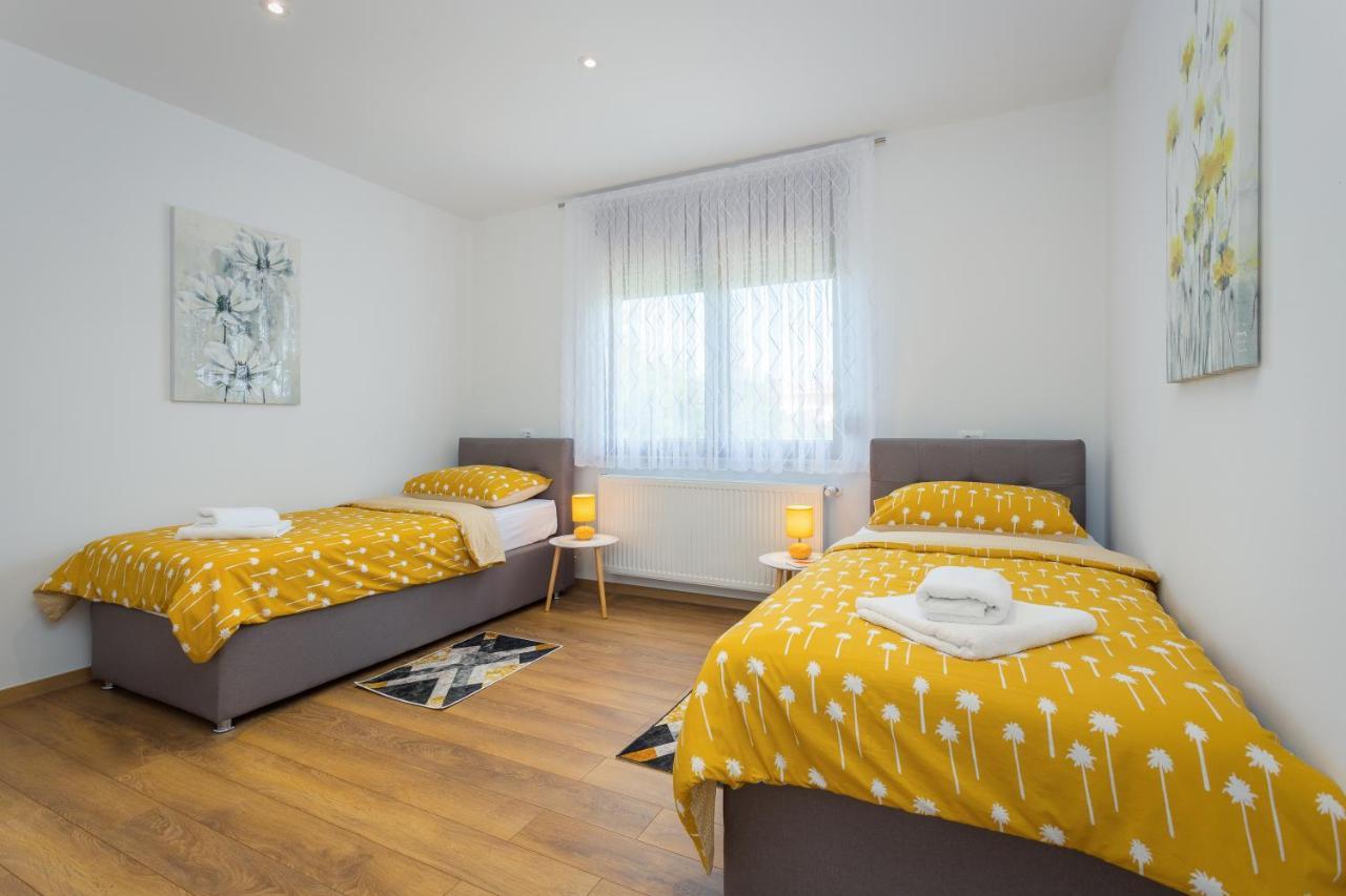 Lumalu Apartment Galižana Екстериор снимка
