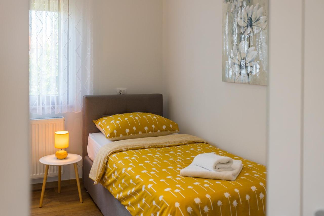 Lumalu Apartment Galižana Екстериор снимка