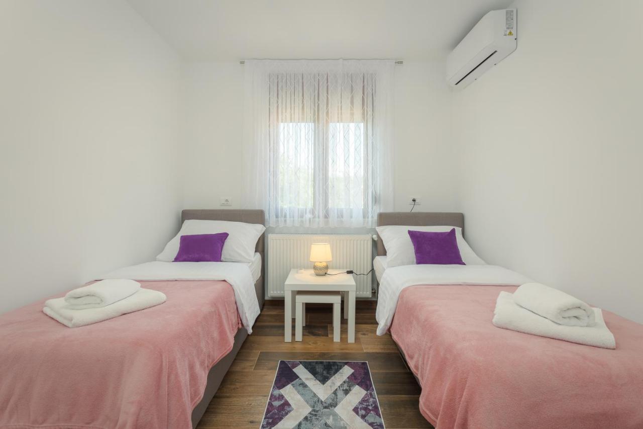 Lumalu Apartment Galižana Екстериор снимка