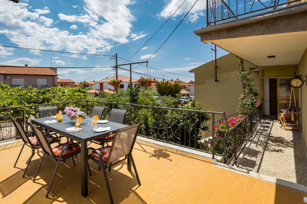 Lumalu Apartment Galižana Екстериор снимка